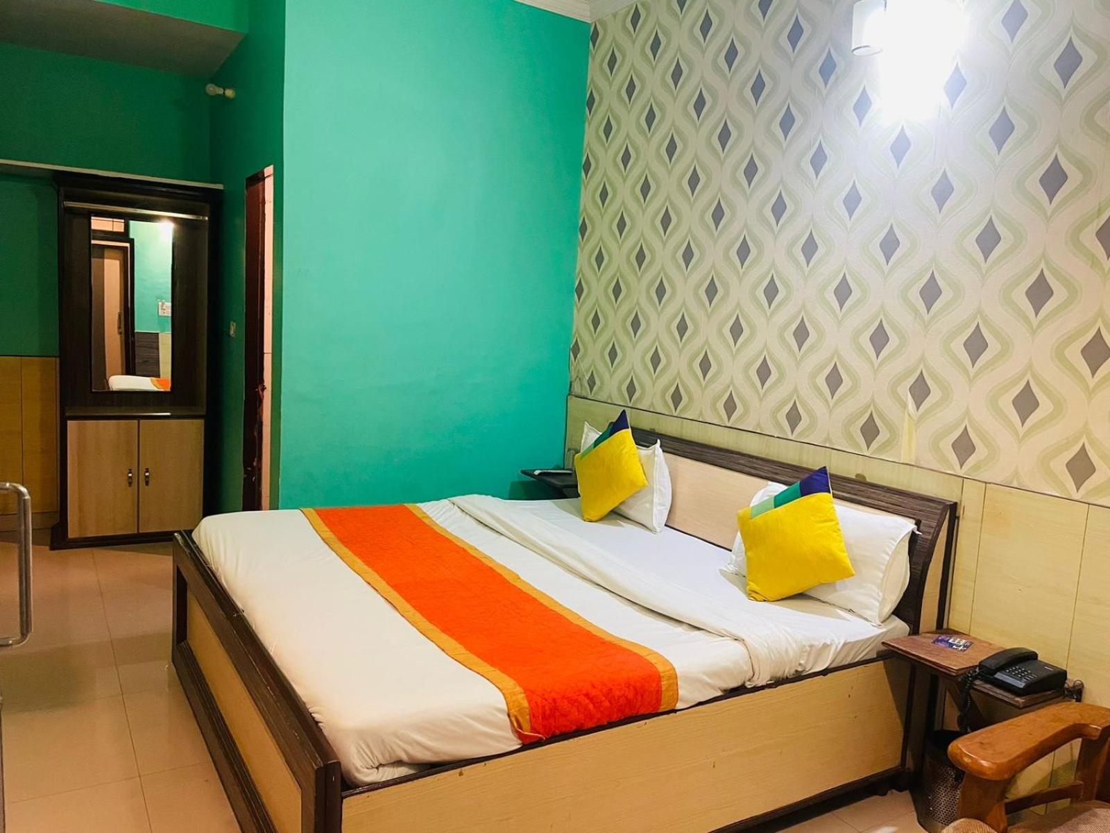 Hotel Golden Heritage Deluxe Divisione di Divisione di Jaipur Esterno foto