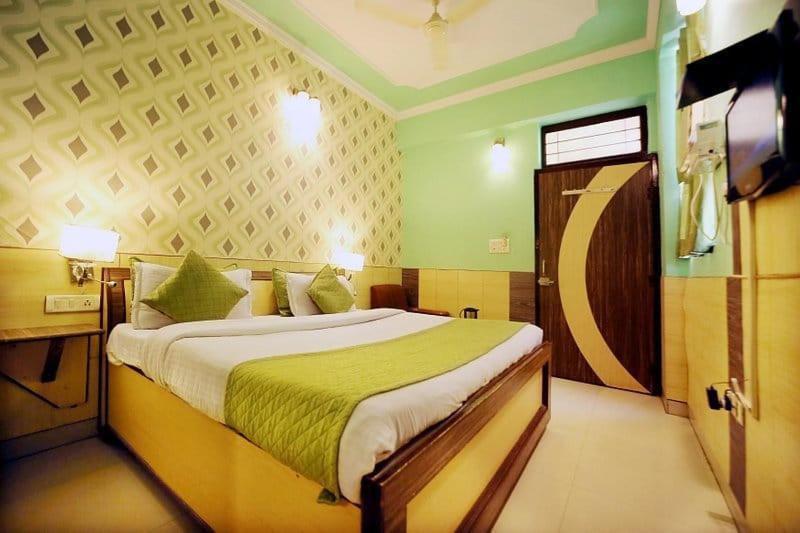 Hotel Golden Heritage Deluxe Divisione di Divisione di Jaipur Esterno foto