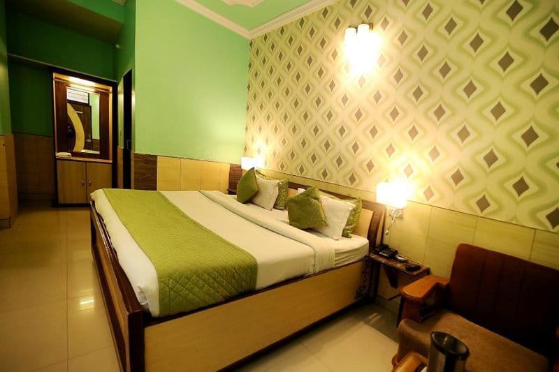 Hotel Golden Heritage Deluxe Divisione di Divisione di Jaipur Esterno foto
