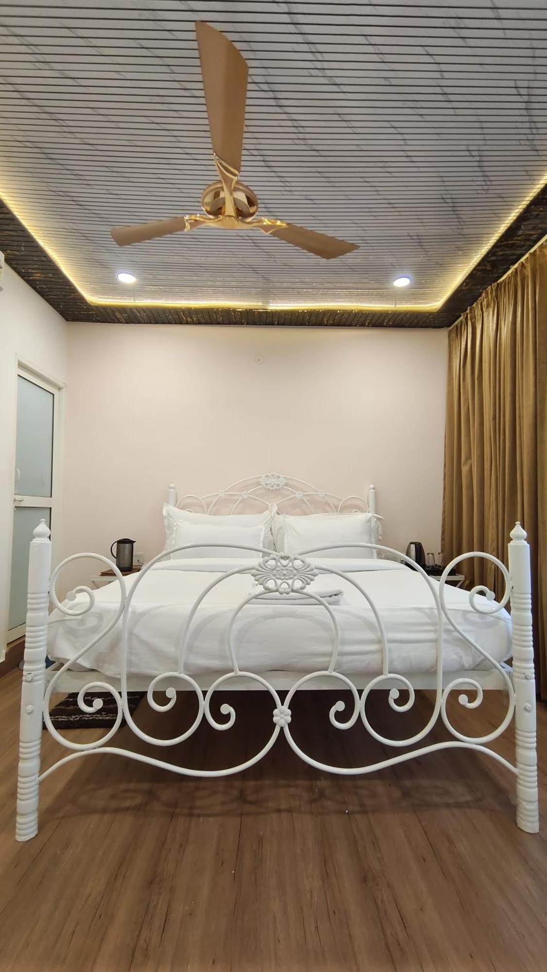 Hotel Golden Heritage Deluxe Divisione di Divisione di Jaipur Esterno foto